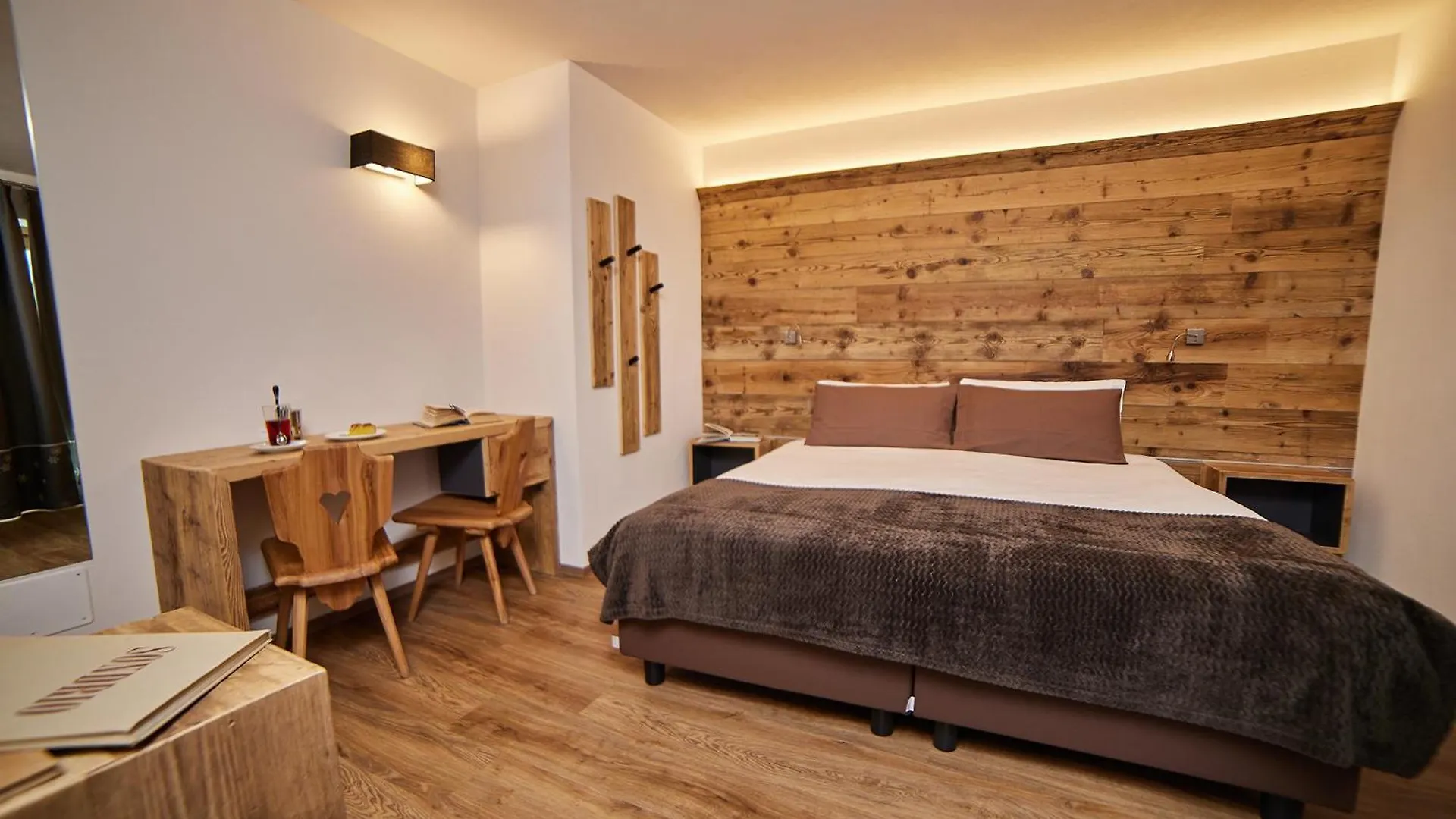 Hotel Vallechiara Bormio 3*,  Italy